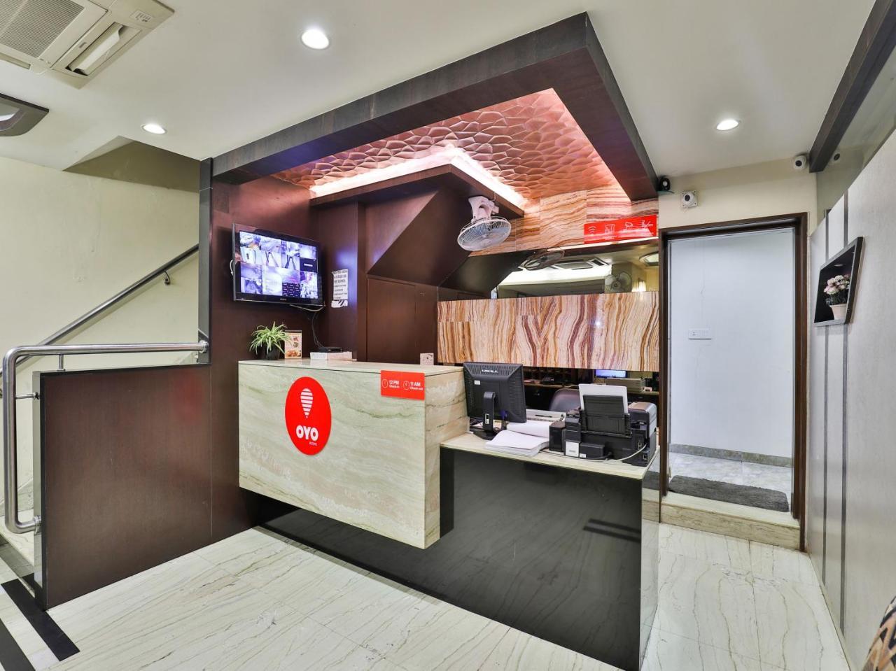 Oyo 17332 Hotel Nana'S Даман Экстерьер фото